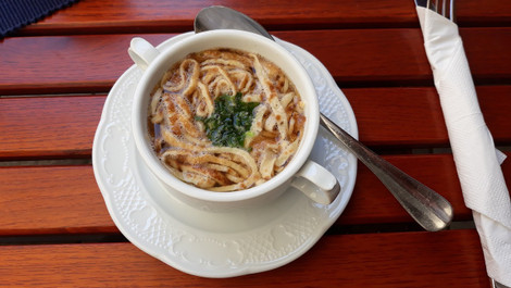 Pfannkuchensuppe: Leckeres Rezept für Pfannkuchen vom Vortag