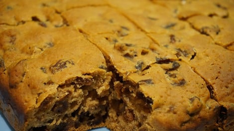 Plumcake mit Trockenfrüchten und Nüssen: Ein süßes Rezept