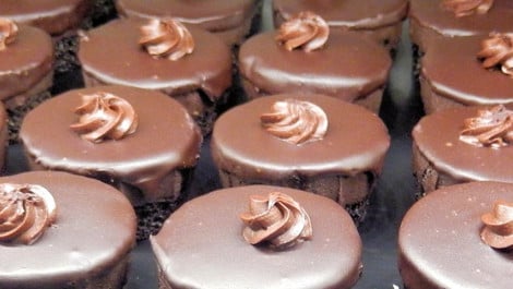 Ganache: Pflanzliches Grundrezept und wie du sie verwendest