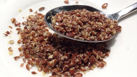 Pudding gegen Verstopfung: Leckeres Rezept mit Leinsamen