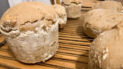 Brot im Glas backen: Mit diesem Rezept hält es besonders lange