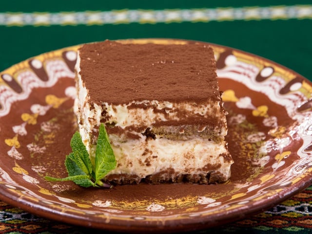 Tiramisu: kalter Espresso, Mascarpone und Löffelbiskuits.